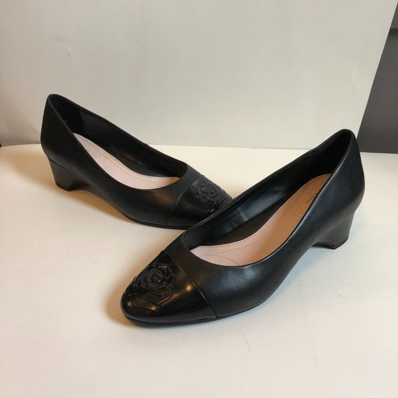 Taryn Womens Leather Round Toe wedge loafers 9.5-  closer to size 8.5 to 9m - Picture 2 of 7